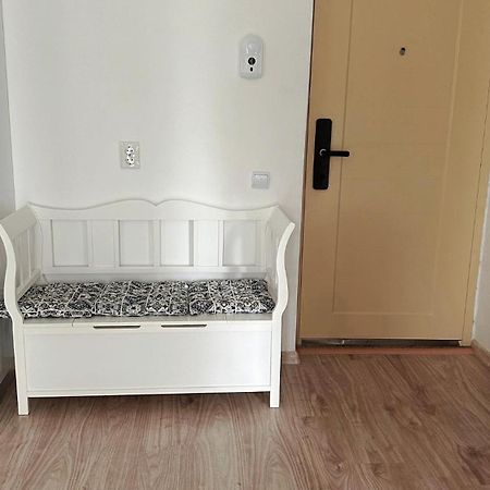 Eral Apartment Mamaia Exteriör bild